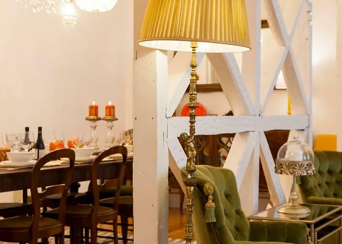 Chiado 4-Bedroom Flat