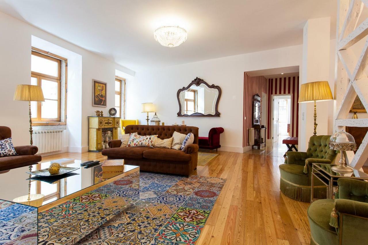 Appartamento Chiado 4-bedroom Flat