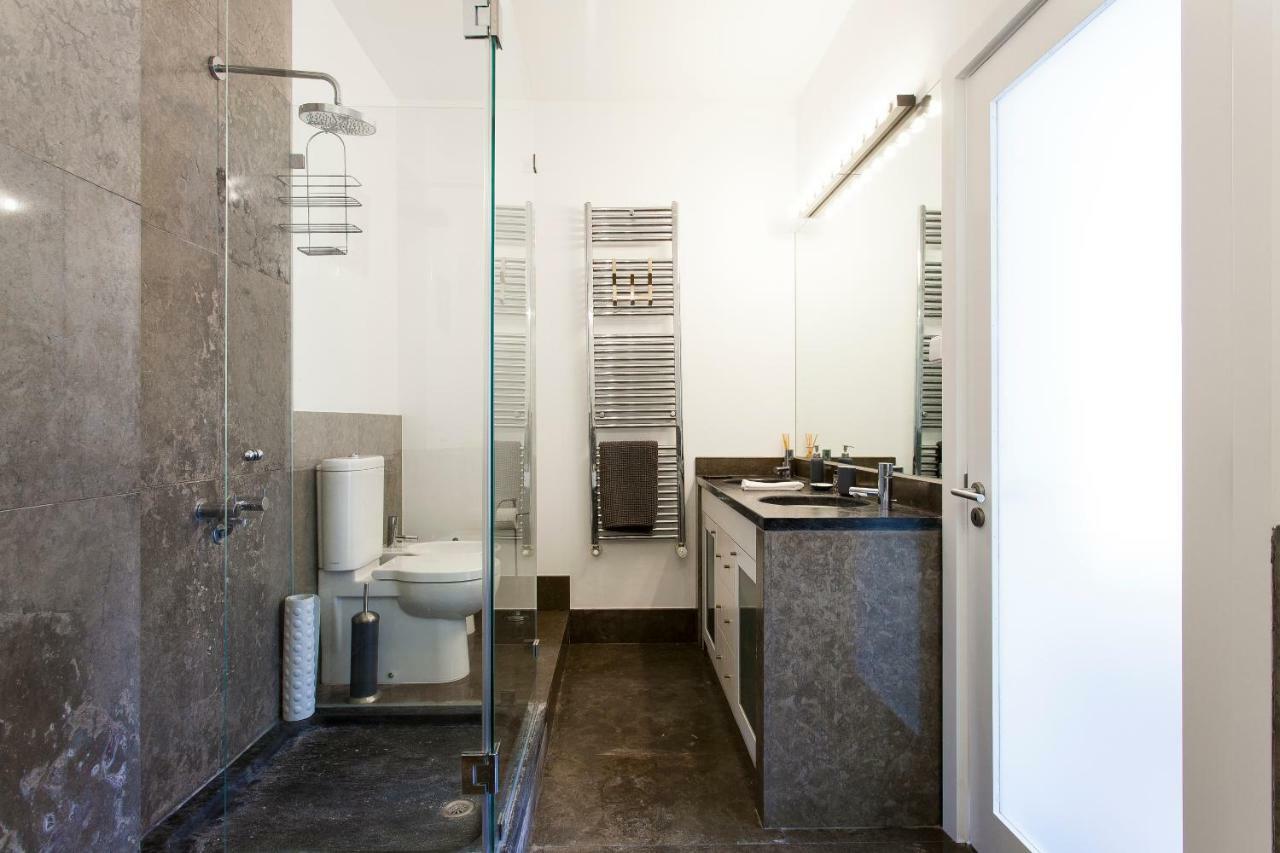 Chiado 4-bedroom Flat Lisbona